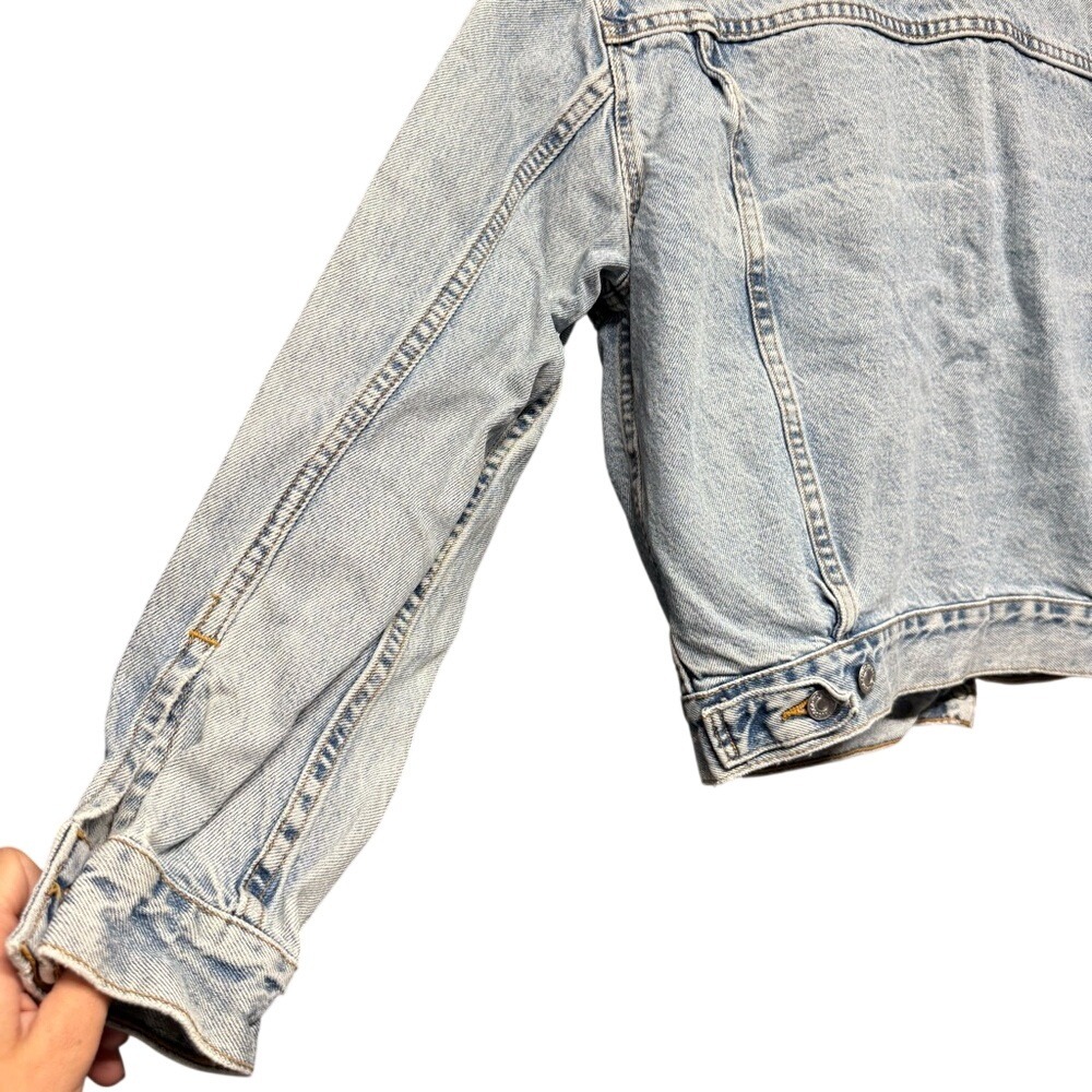 Vintage Levis Denim Trucker Jacket Light Wash Made in USA Mens Medium - Picture 12 of 12